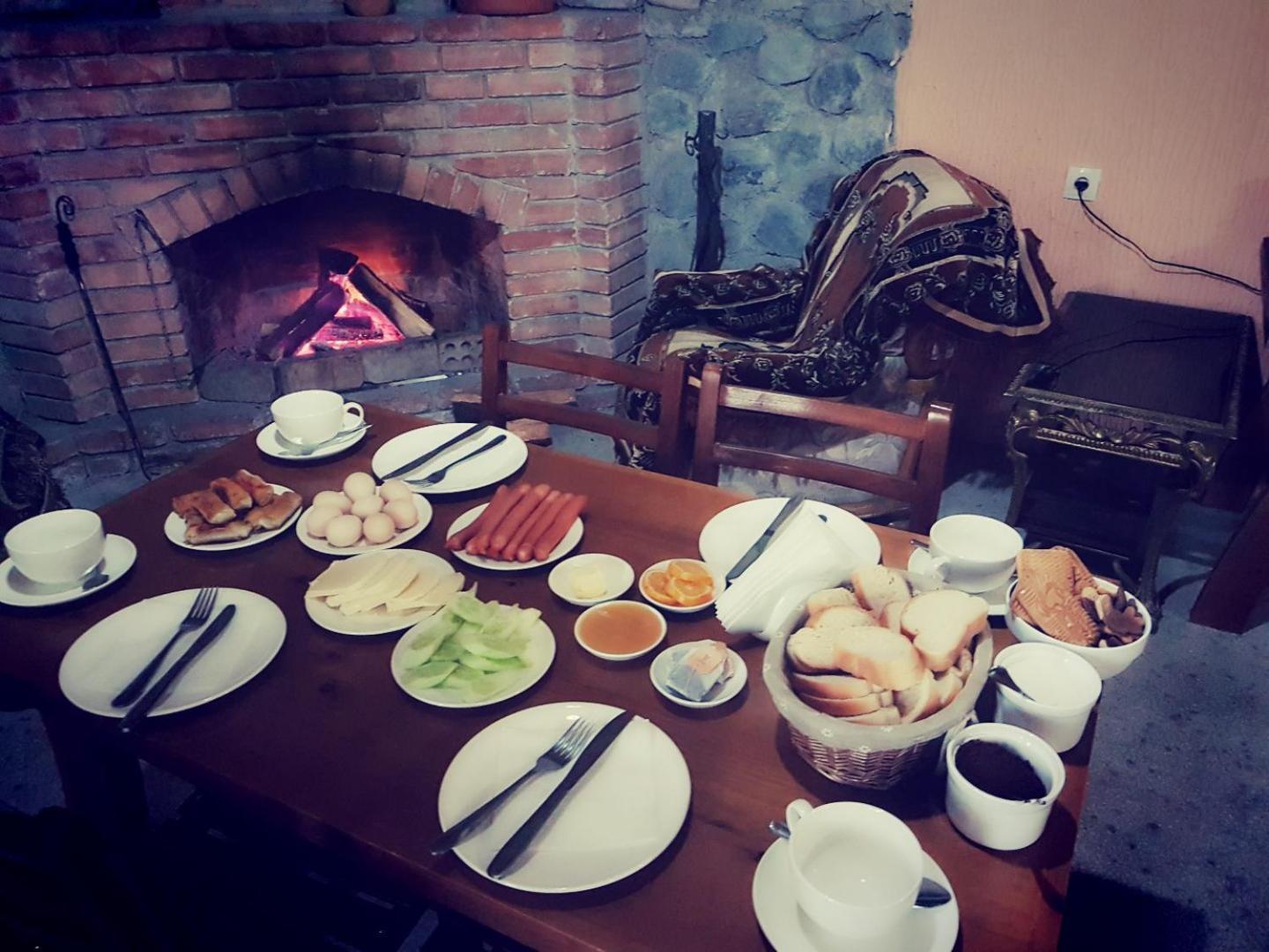 Hotel Villa Eniseli Екстер'єр фото