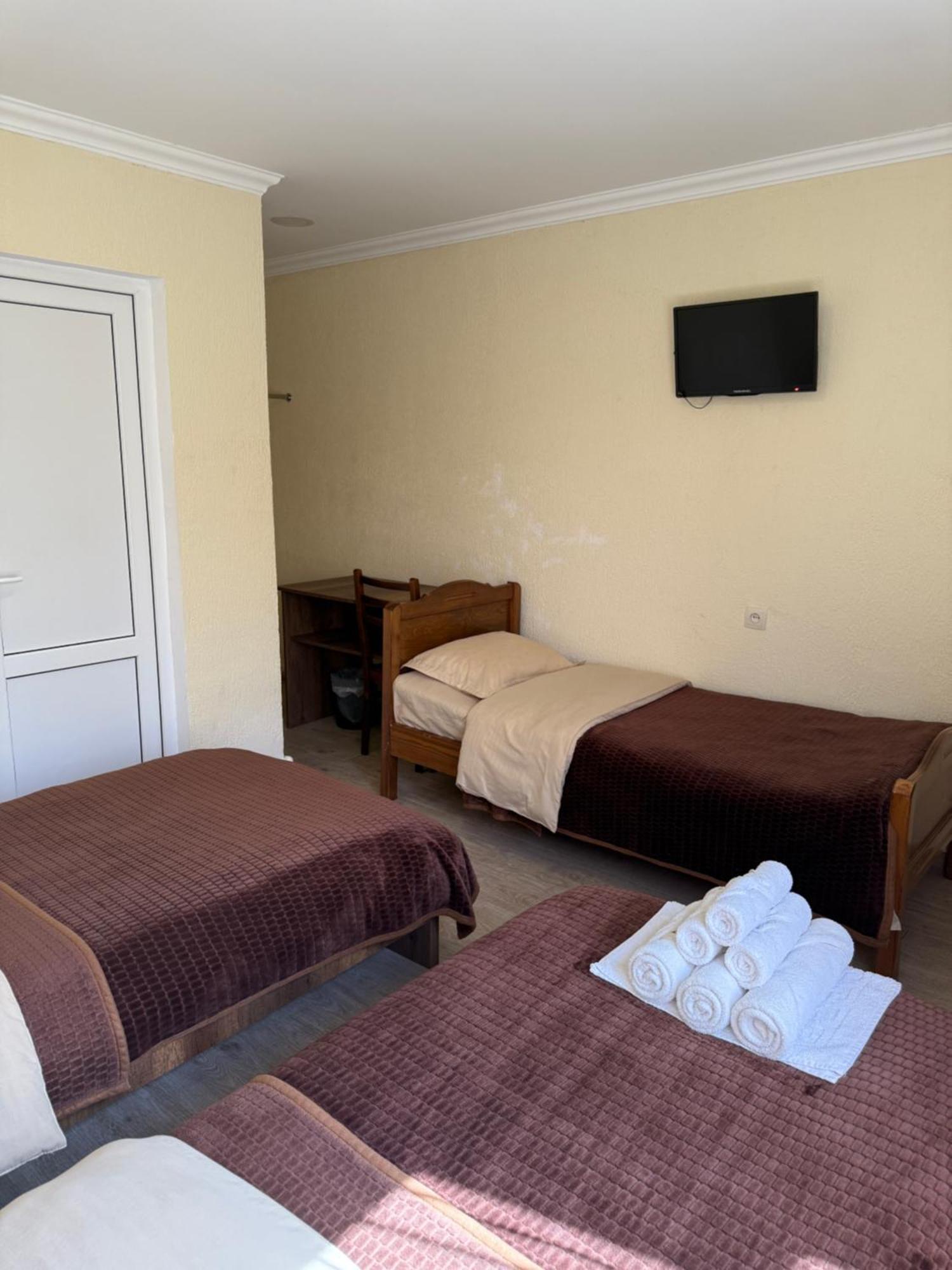 Hotel Villa Eniseli Екстер'єр фото