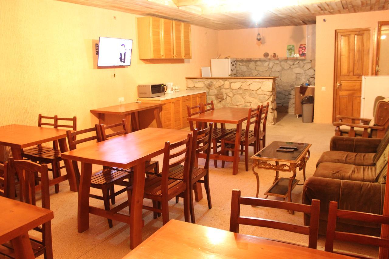 Hotel Villa Eniseli Екстер'єр фото