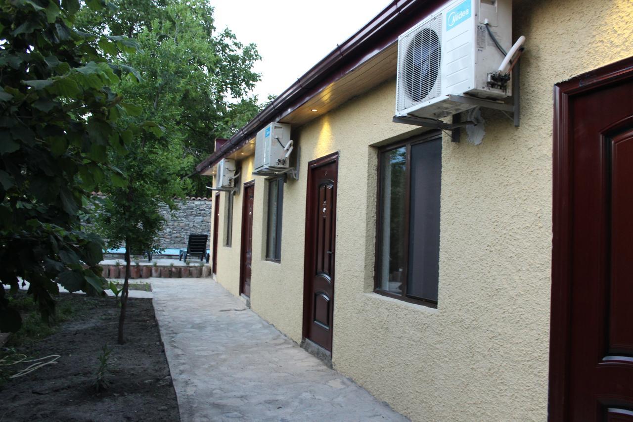 Hotel Villa Eniseli Екстер'єр фото